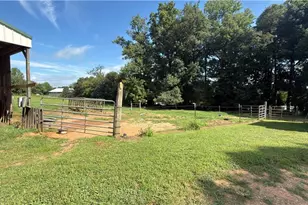 6711 Windsor Rd, Hamptonville, NC 27020 - Photo 11