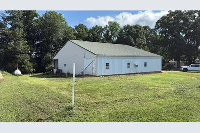 6711 Windsor Road, Hamptonville, NC 27020 - Photo 7