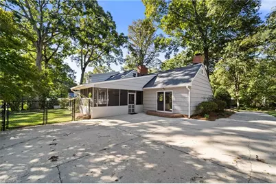 719 Quarterstaff Road, Winston-Salem, NC 27104 - Photo 37
