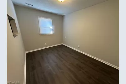 3915 Overland Heights #C, Greensboro, NC 27407 - Photo 3