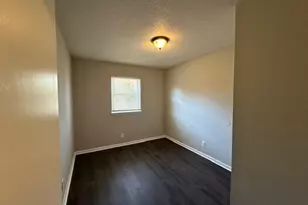 3915 Overland Heights, Greensboro, NC 27407 - Photo 7