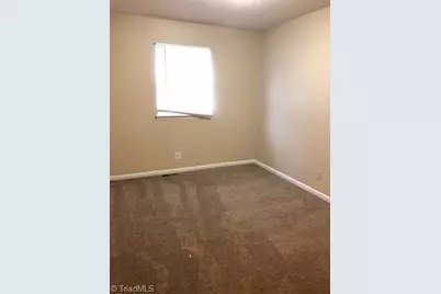 3915 Overland Heights #C, Greensboro, NC 27407 - Photo 29