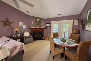 33 Brandy Ct, Greensboro, NC 27409 - Photo 5