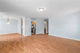 405 Dudley St, Greensboro, NC 27401 - Photo 5