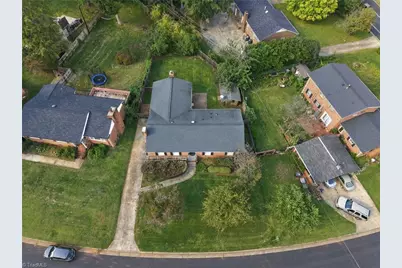 2502 Fairway Drive, Greensboro, NC 27408 - Photo 37