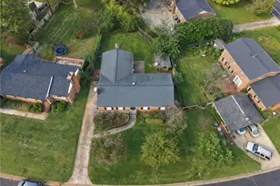 2502 Fairway Dr, Greensboro, NC 27408 - Photo 37