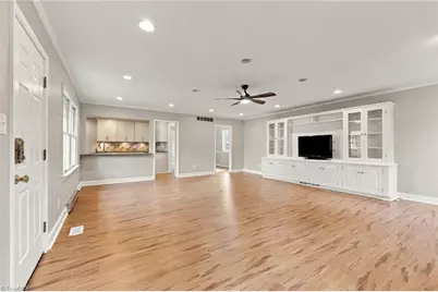 2502 Fairway Drive, Greensboro, NC 27408 - Photo 21