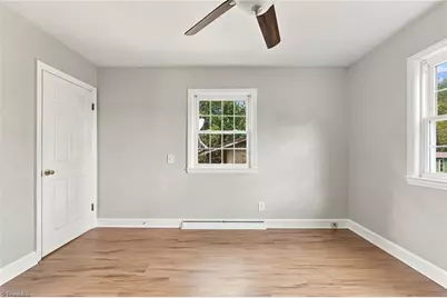 2502 Fairway Drive, Greensboro, NC 27408 - Photo 23