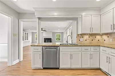 2502 Fairway Drive, Greensboro, NC 27408 - Photo 15