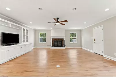 2502 Fairway Drive, Greensboro, NC 27408 - Photo 17
