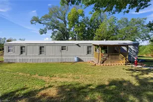 1158 Rockingham Lake Rd, Reidsville, NC 27320 - Photo 3