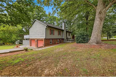 113 Little John Circle, North Wilkesboro, NC 28659 - Photo 5