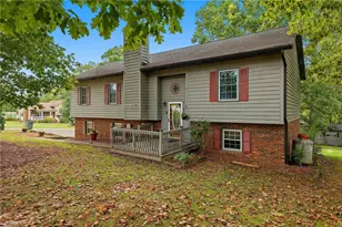 113 Little John Cir, North Wilkesboro, NC 28659 - Photo 1