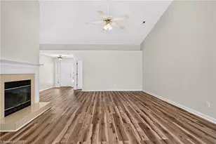 110 Mansfield Cir, Greensboro, NC 27455 - Photo 9