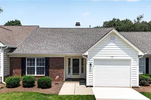 110 Mansfield Cir, Greensboro, NC 27455 - Photo 1