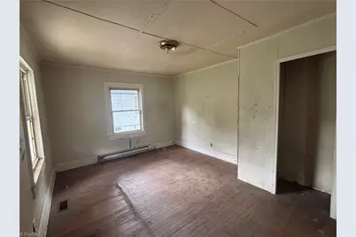 1711 Edmondson Place, High Point, NC 27260 - Photo 7