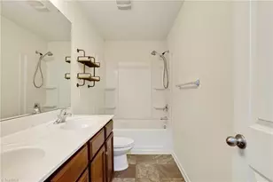 1631 Haddington Point Dr, Kernersville, NC 27284 - Photo 25