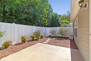 5620 Creek Bed Ln, High Point, NC 27265 - Photo 37