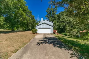 1209 Shalimar Dr, High Point, NC 27262 - Photo 47