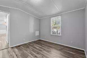 132 W Sourwood Dr, Browns Summit, NC 27214 - Photo 7