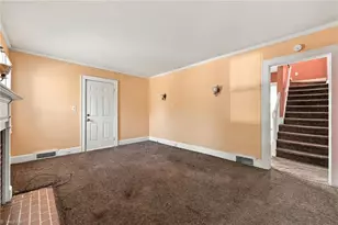 422 W 25th St, Winston-Salem, NC 27105 - Photo 5
