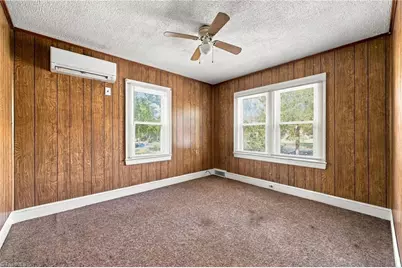422 W 25th Street, Winston-Salem, NC 27105 - Photo 9