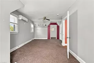 422 W 25th St, Winston-Salem, NC 27105 - Photo 25