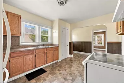 422 W 25th Street, Winston-Salem, NC 27105 - Photo 13