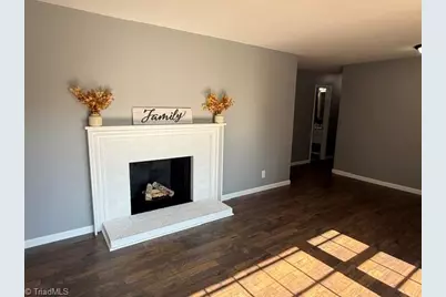 805 Plummer Drive, Greensboro, NC 27410 - Photo 7
