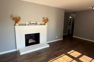 805 Plummer Dr, Greensboro, NC 27410 - Photo 7