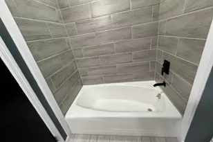 805 Plummer Dr, Greensboro, NC 27410 - Photo 23