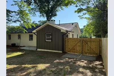 805 Plummer Drive, Greensboro, NC 27410 - Photo 33