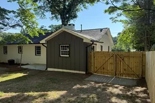 805 Plummer Dr, Greensboro, NC 27410 - Photo 33