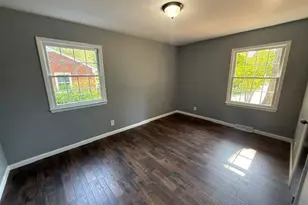 805 Plummer Dr, Greensboro, NC 27410 - Photo 31
