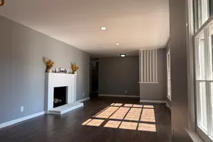 805 Plummer Dr, Greensboro, NC 27410 - Photo 9