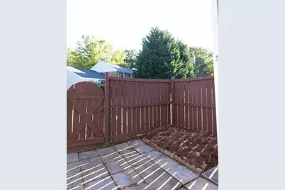 3915 Valley Court #F, Winston-Salem, NC 27106 - Photo 17