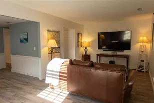 3915 Valley Ct, Winston-Salem, NC 27106 - Photo 5