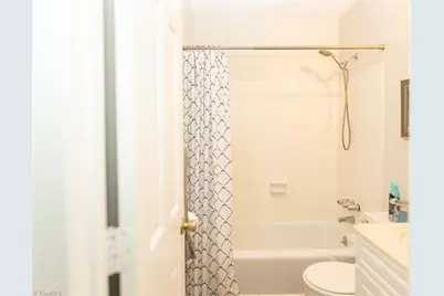 3915 Valley Court #F, Winston-Salem, NC 27106 - Photo 23