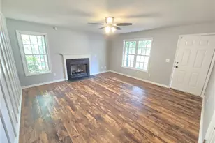 627 Kenneth Rd, Greensboro, NC 27455 - Photo 15