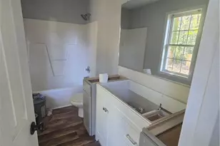627 Kenneth Rd, Greensboro, NC 27455 - Photo 23