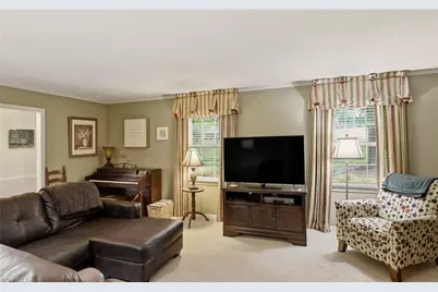 1009 Briarcliff Road, Yadkinville, NC 27055 - Photo 7
