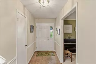 1009 Briarcliff Rd, Yadkinville, NC 27055 - Photo 5