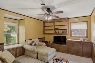 1009 Briarcliff Rd, Yadkinville, NC 27055 - Photo 25