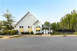 1715 Creekline Dr, Kernersville, NC 27284 - Photo 19