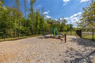 1715 Creekline Dr, Kernersville, NC 27284 - Photo 23