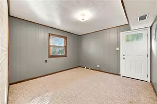 3701 Rolling Rd, High Point, NC 27265 - Photo 9