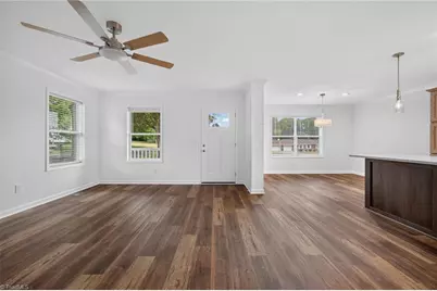 3898 Yarbrough Avenue, Winston-Salem, NC 27106 - Photo 7