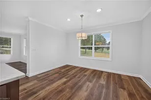 3898 Yarbrough Ave, Winston-Salem, NC 27106 - Photo 17
