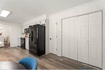5900 Berwick Court, Lexington, NC 27295 - Photo 13