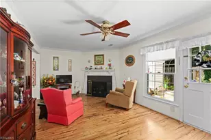 2701 St John's Pl, Winston-Salem, NC 27106 - Photo 3